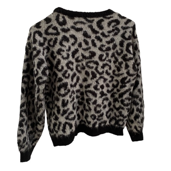 Studio JPR Leopard Print Sweater Petite Small - Picture 2 of 8